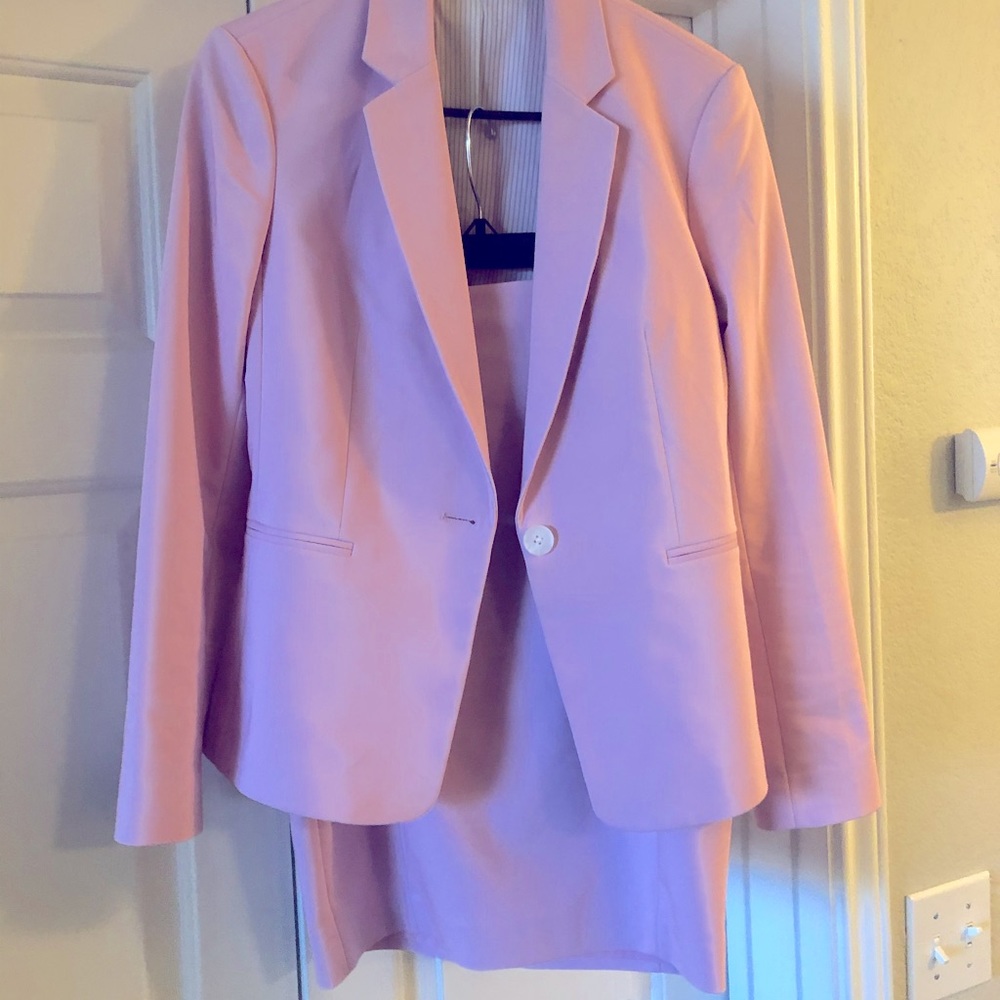 Express Blazer and skirt set